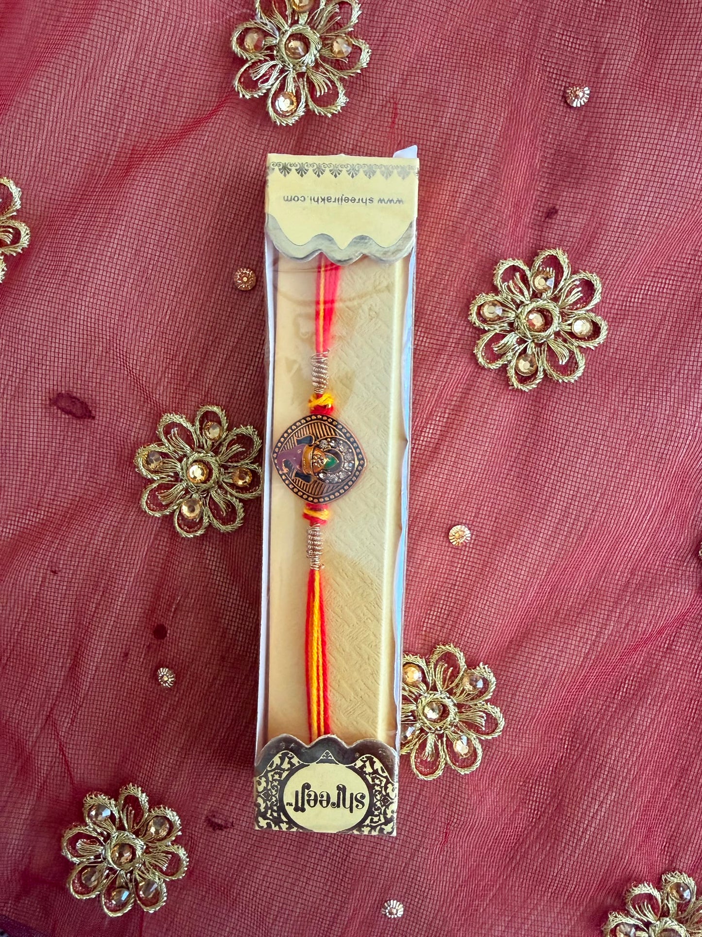 Designer Thread Rakhi - Style 11 (1 Pc) - SAIRAS Hamburg Raksha Bandhan 2026